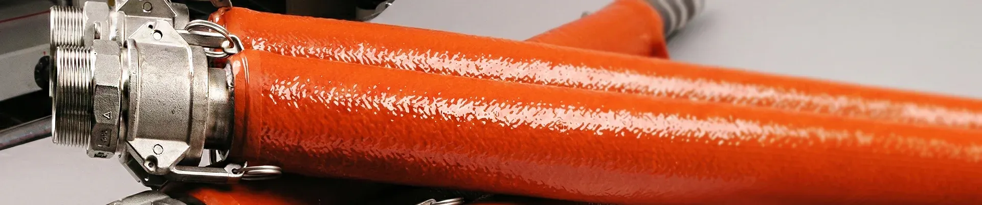 osłony wysokotemperaturowe do węży przemysłowych