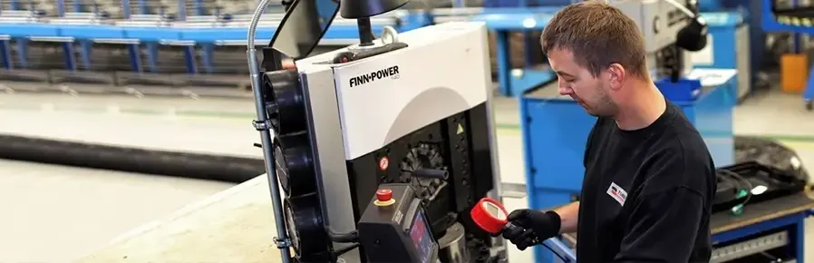 Serwis maszyn i urządzeń do zakuwania węży hydraulicznych i przemysłowych